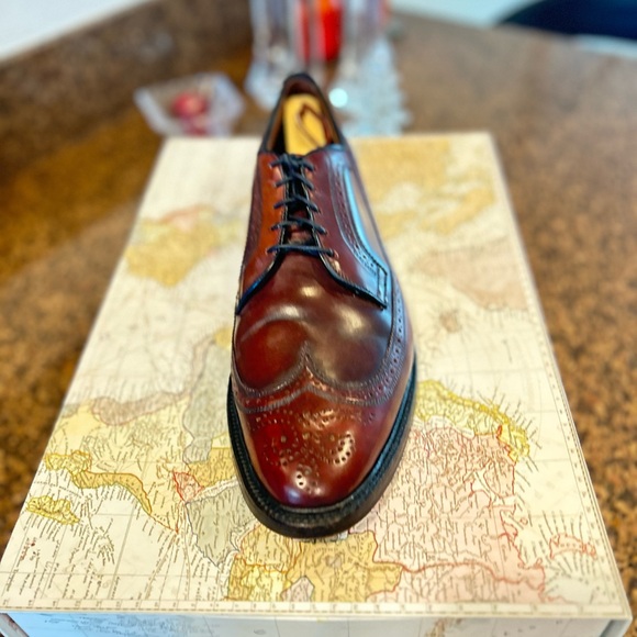 Allen Edmonds MacNeil's Brown wingtip shoes Sz: 12 C - Picture 4 of 14